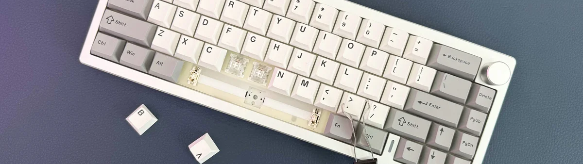 YUNZII AL68 Silver Milk V2 — механическая клавиатура с gasket mount